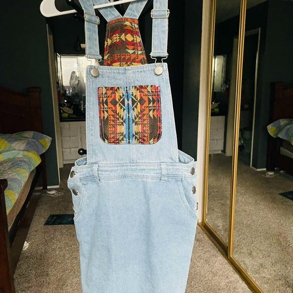 FOREVER21| Denim Overall skirt - Picture 3 of 6